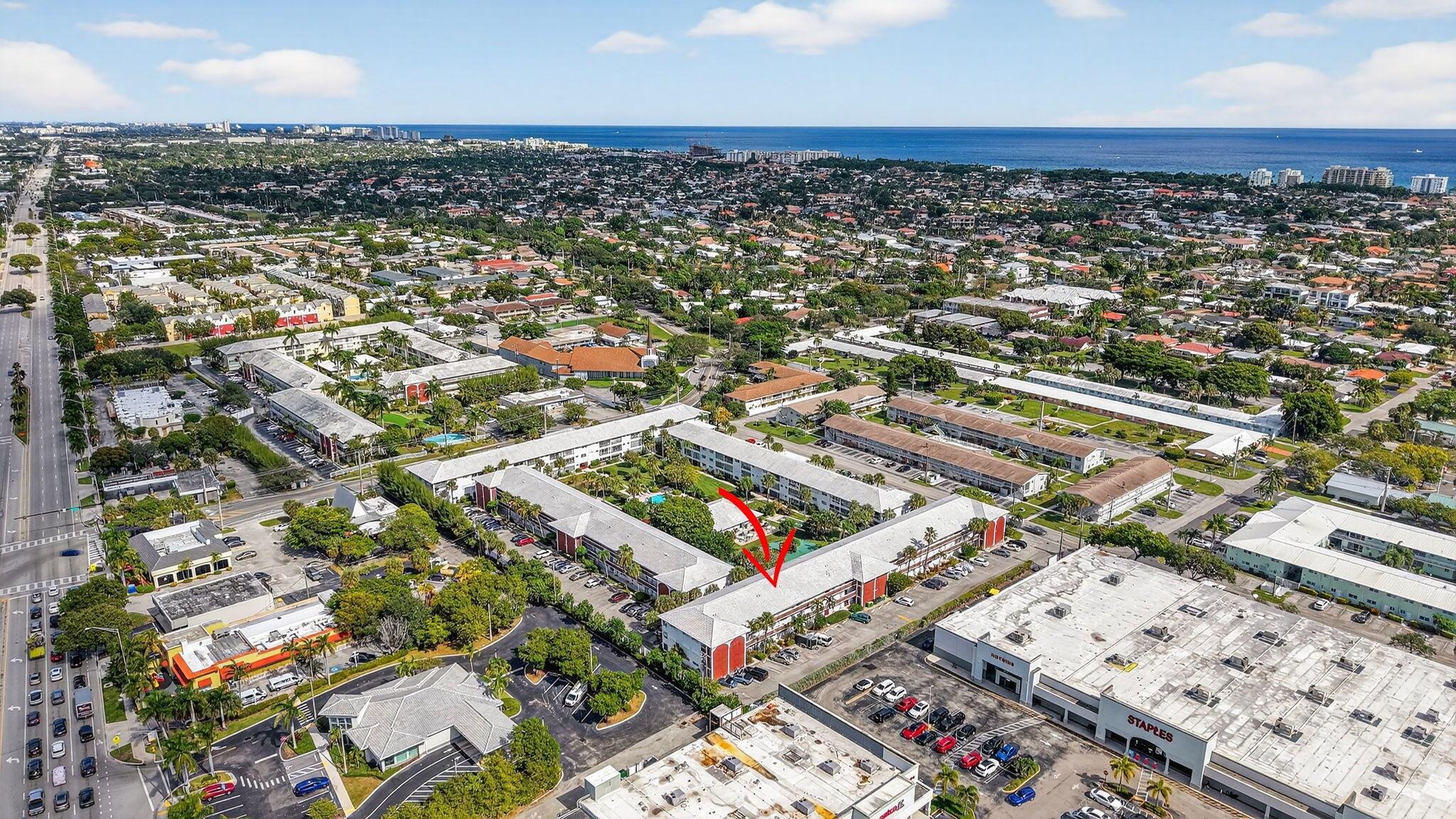 LIGHTHOUSE POINT GARDENS - Residential