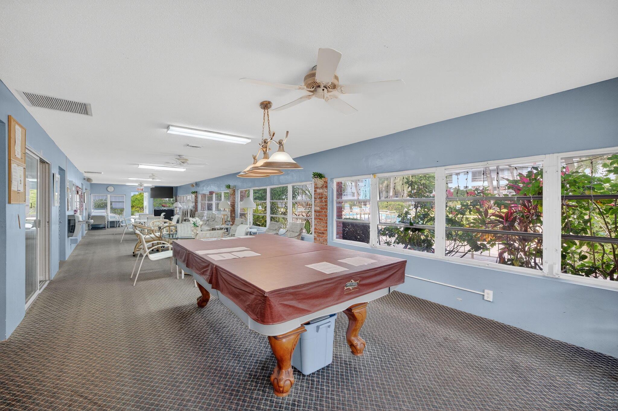 LIGHTHOUSE POINT GARDENS - Residential