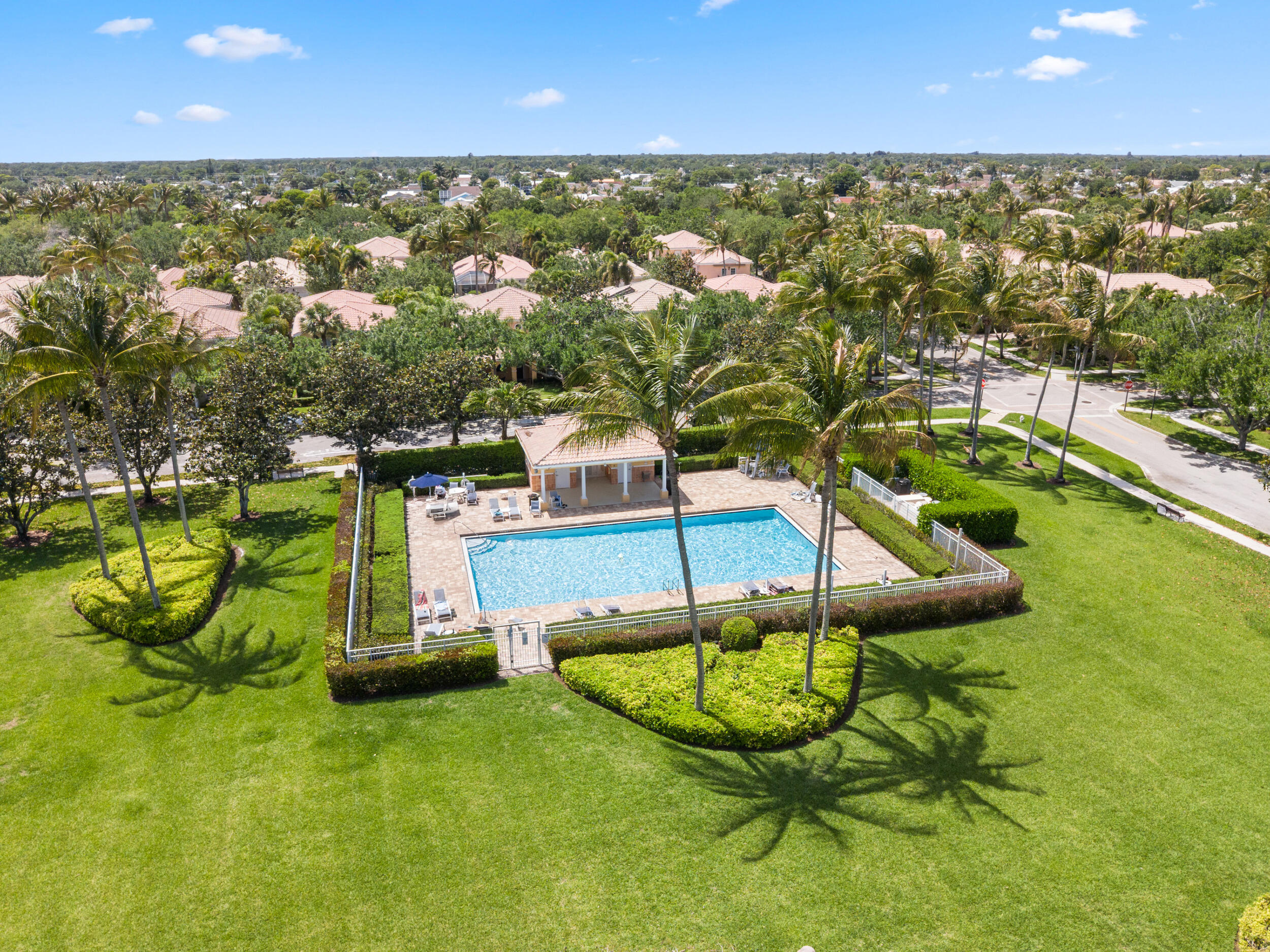 TUSCANY AT ABACOA - Residential