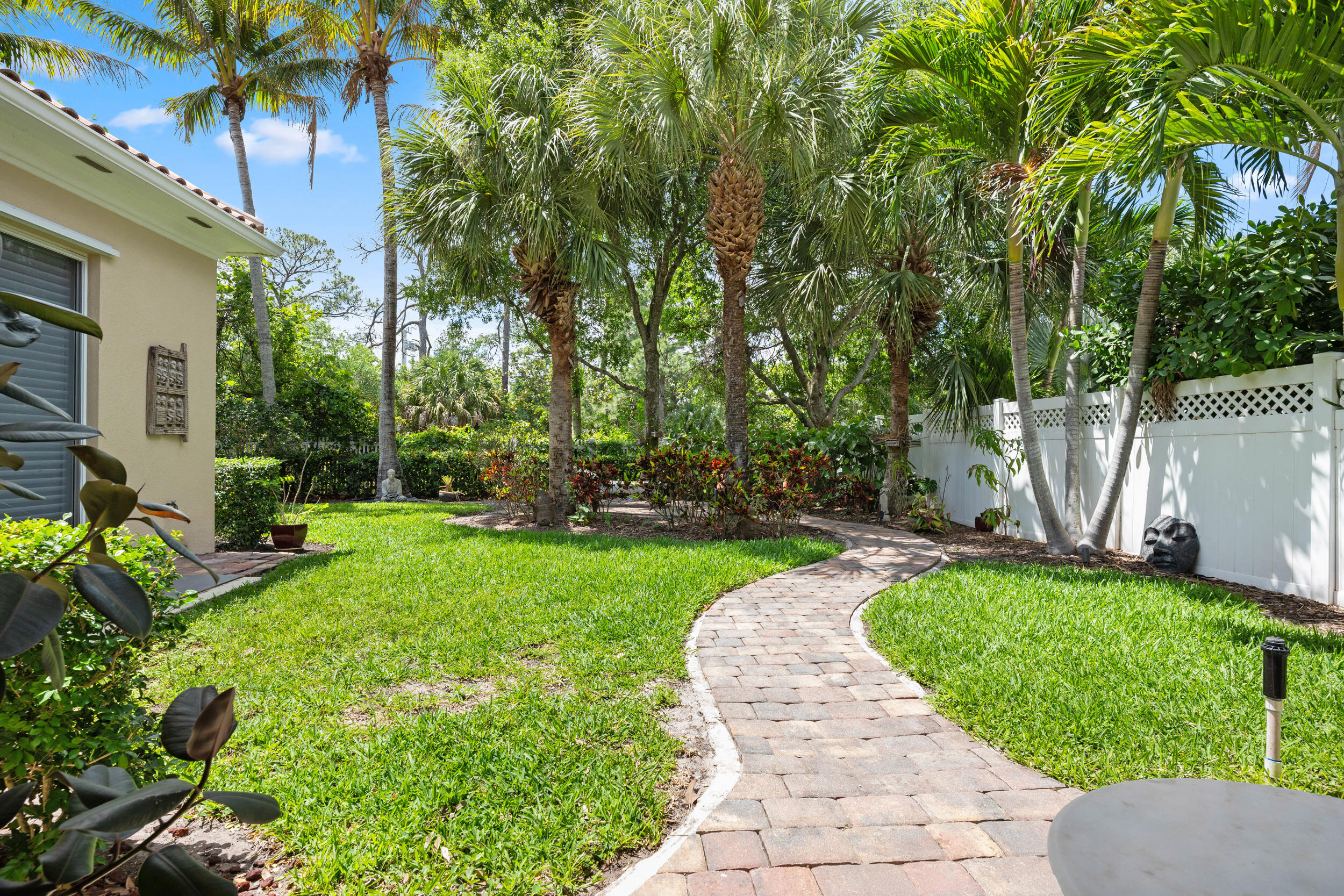 TUSCANY AT ABACOA - Residential