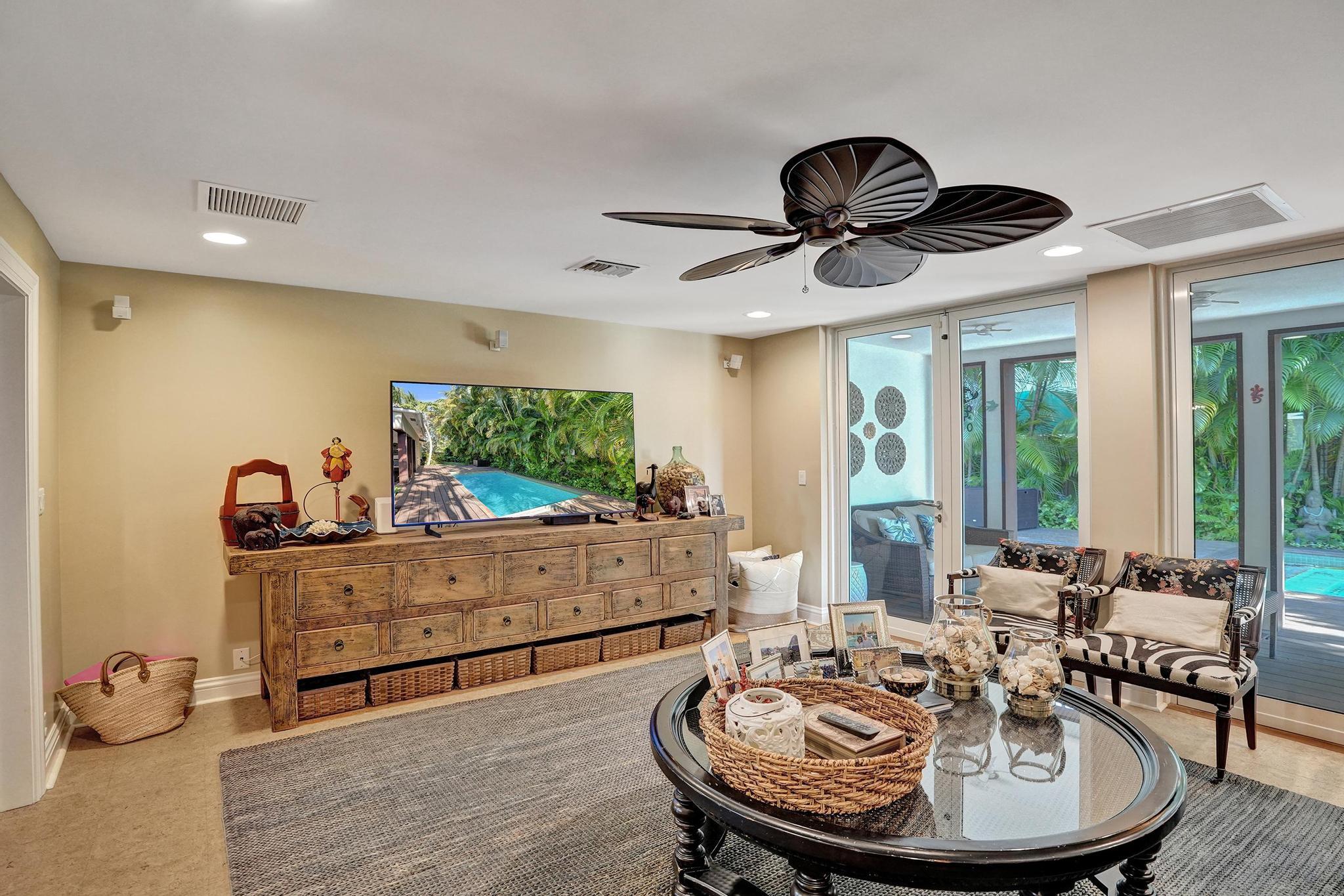 SEA RANCH LAKES - Residential