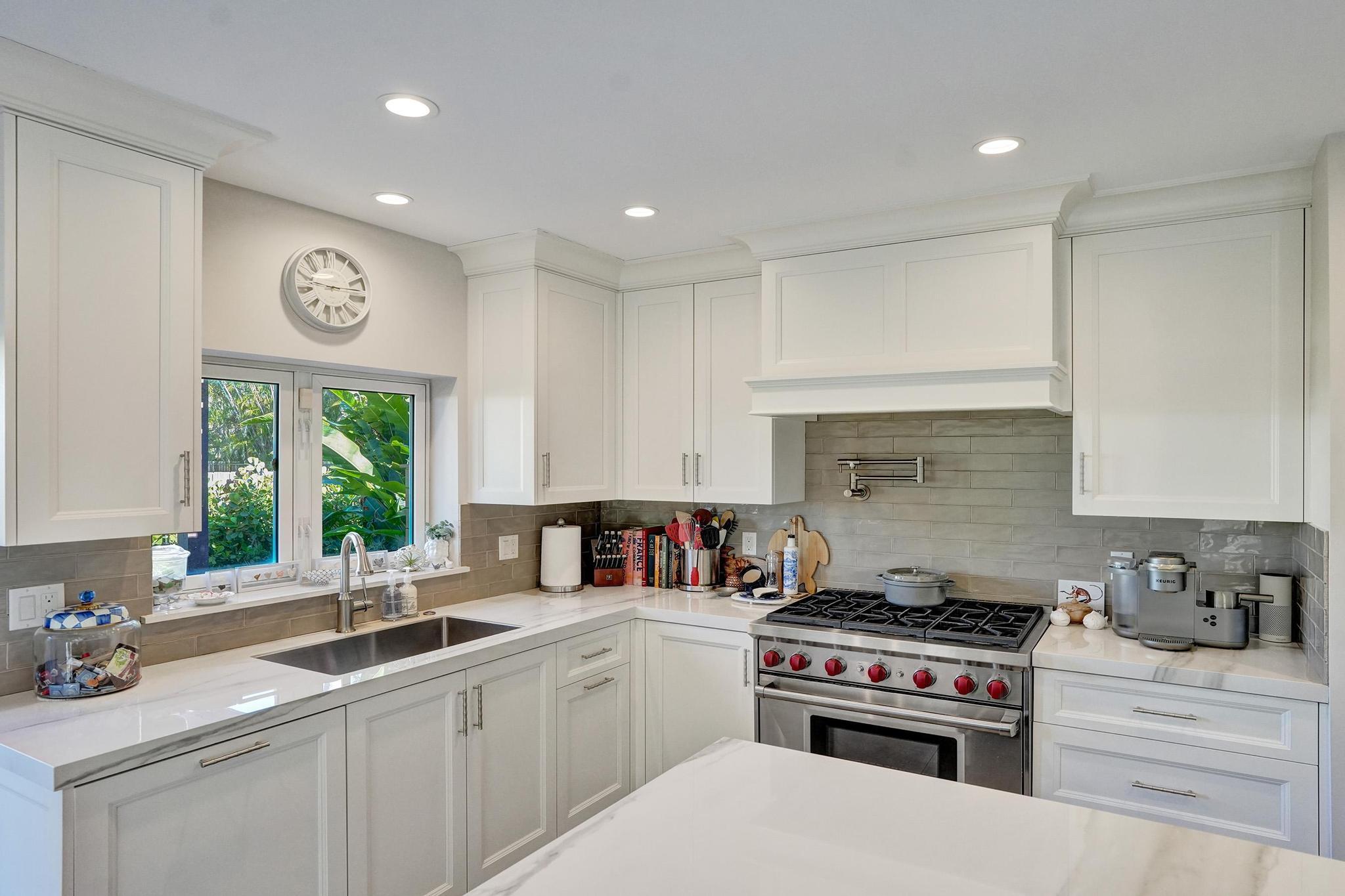 SEA RANCH LAKES - Residential