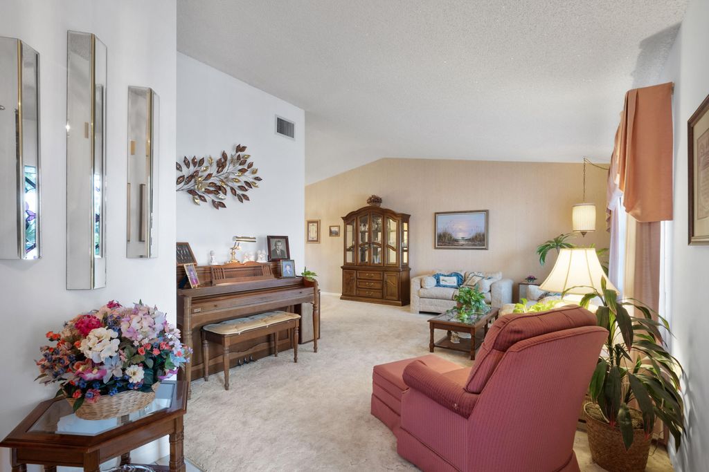 Photo of 7506 Hazelwood Circle, Lake Worth, FL 33467 (MLS # R11037752)