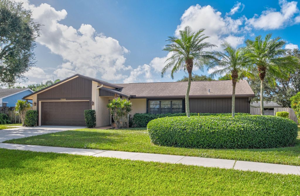 Photo of 7506 Hazelwood Circle, Lake Worth, FL 33467 (MLS # R11037752)