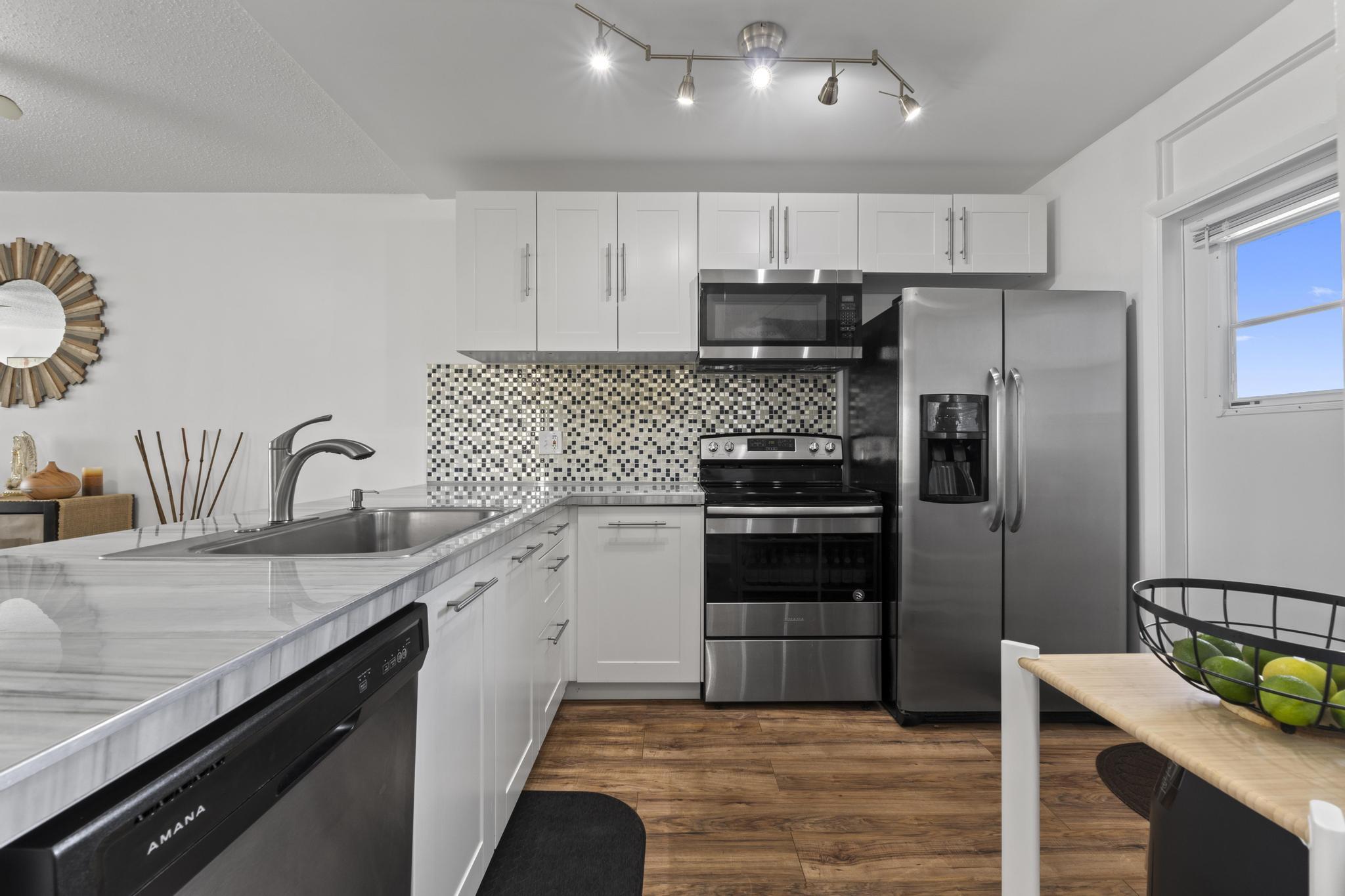 LAKEVIEW SOUTH CONDO - Residential