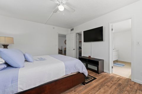 Tiny photo for 5275 NW 10th Court #305, Plantation, FL 33313 (MLS # B26007971)