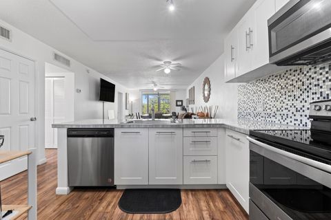 Tiny photo for 5275 NW 10th Court #305, Plantation, FL 33313 (MLS # B26007971)