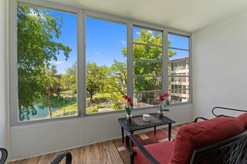 Tiny photo for 5275 NW 10th Court #305, Plantation, FL 33313 (MLS # B26007971)
