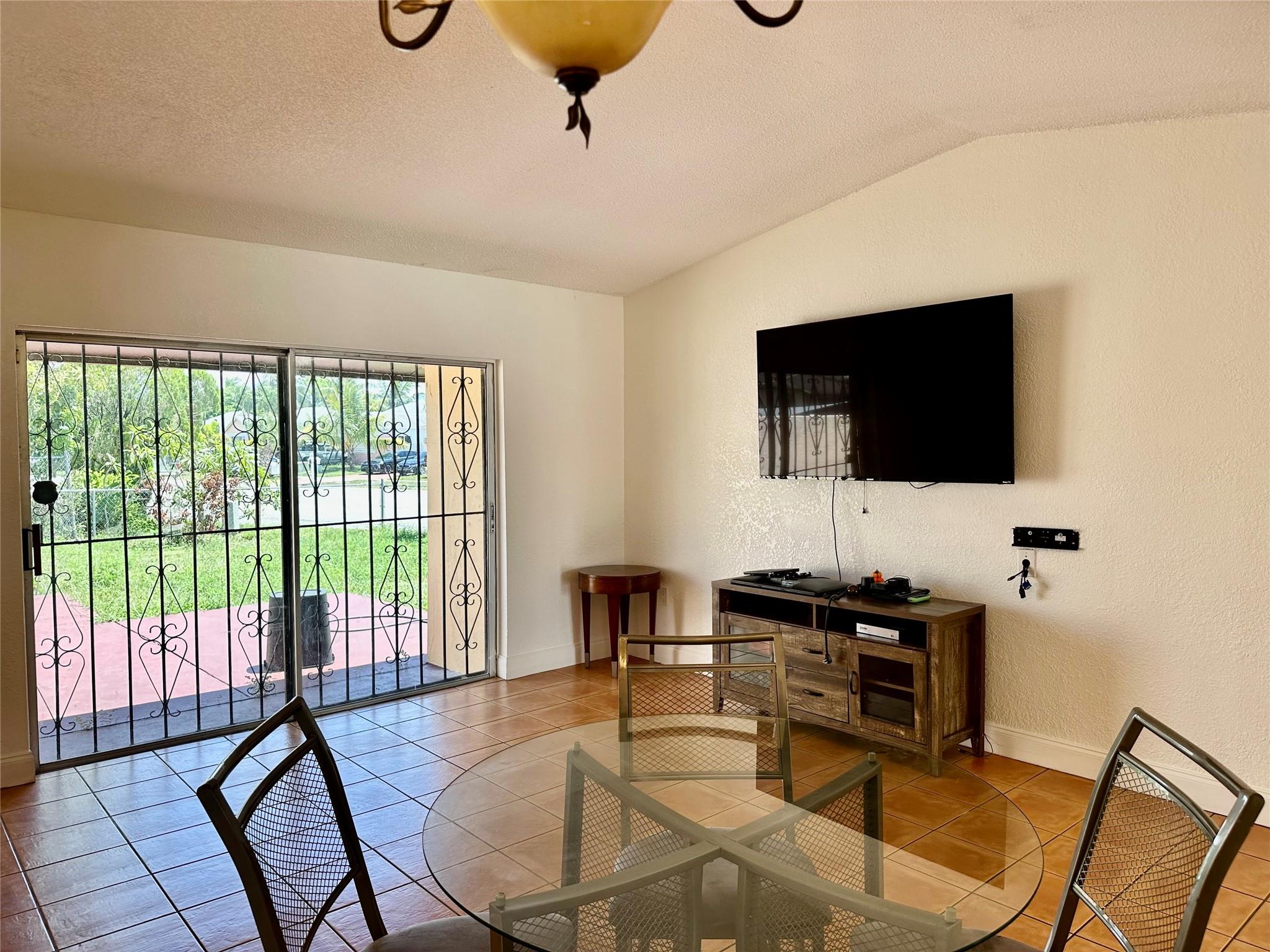 20124 NW 28th Ct
