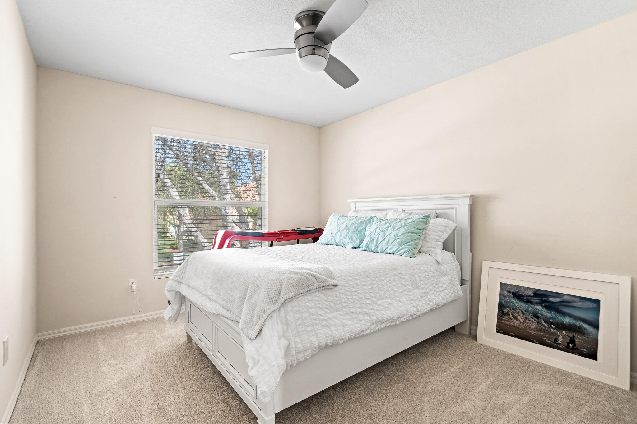 SEMINOLE ESTATES & TOWNHOMES - Residential