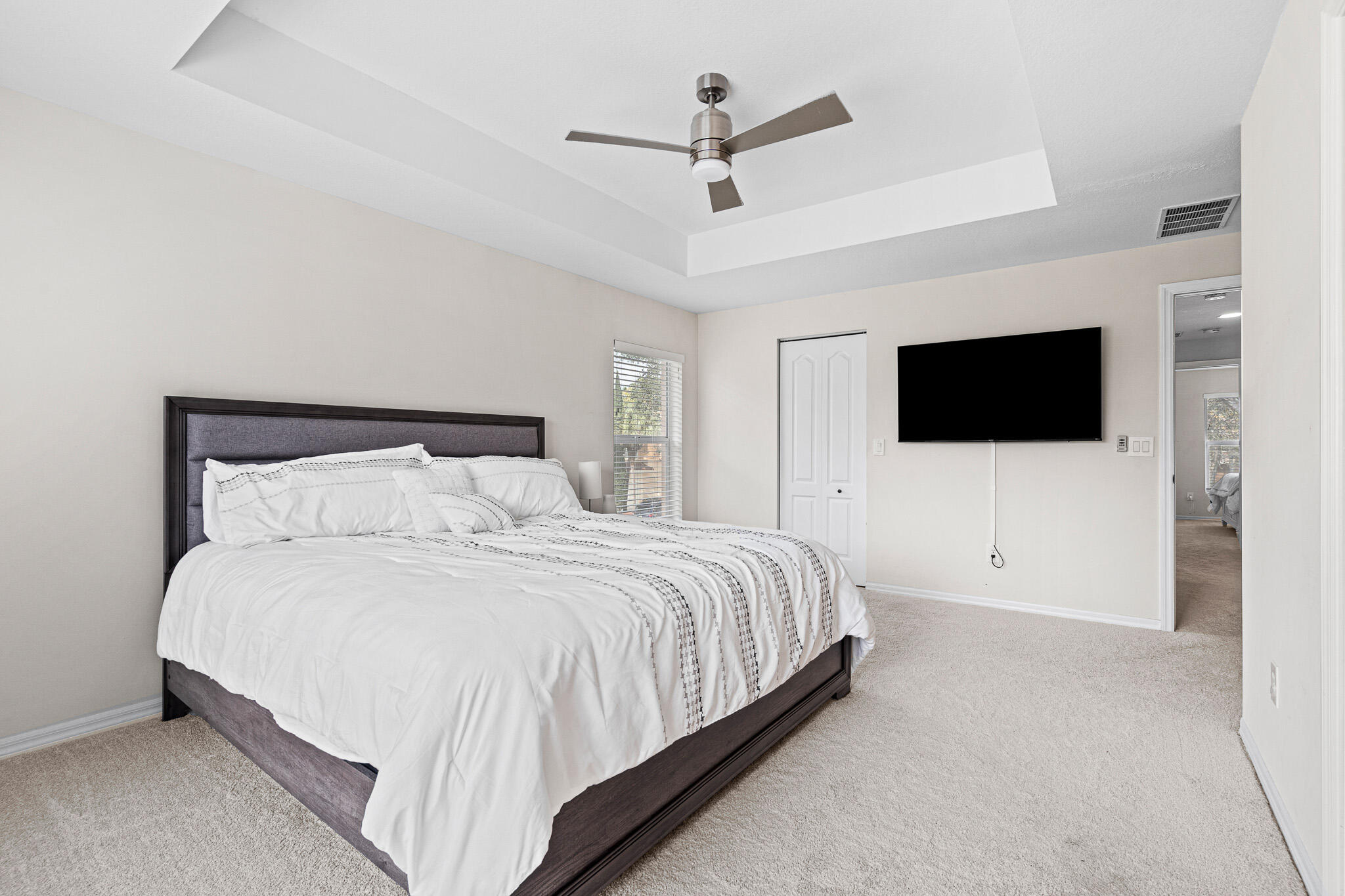 SEMINOLE ESTATES & TOWNHOMES - Residential