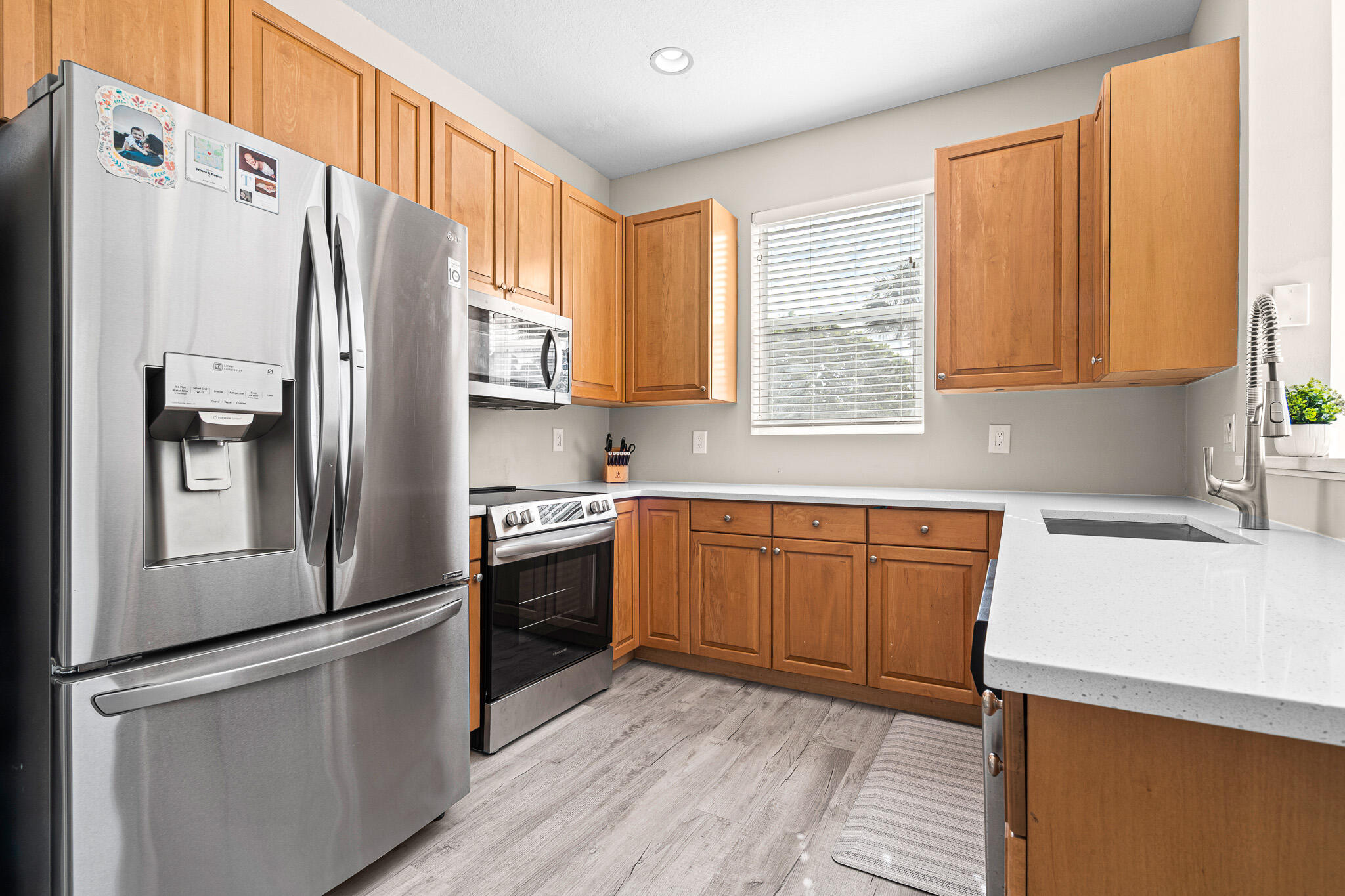 SEMINOLE ESTATES & TOWNHOMES - Residential