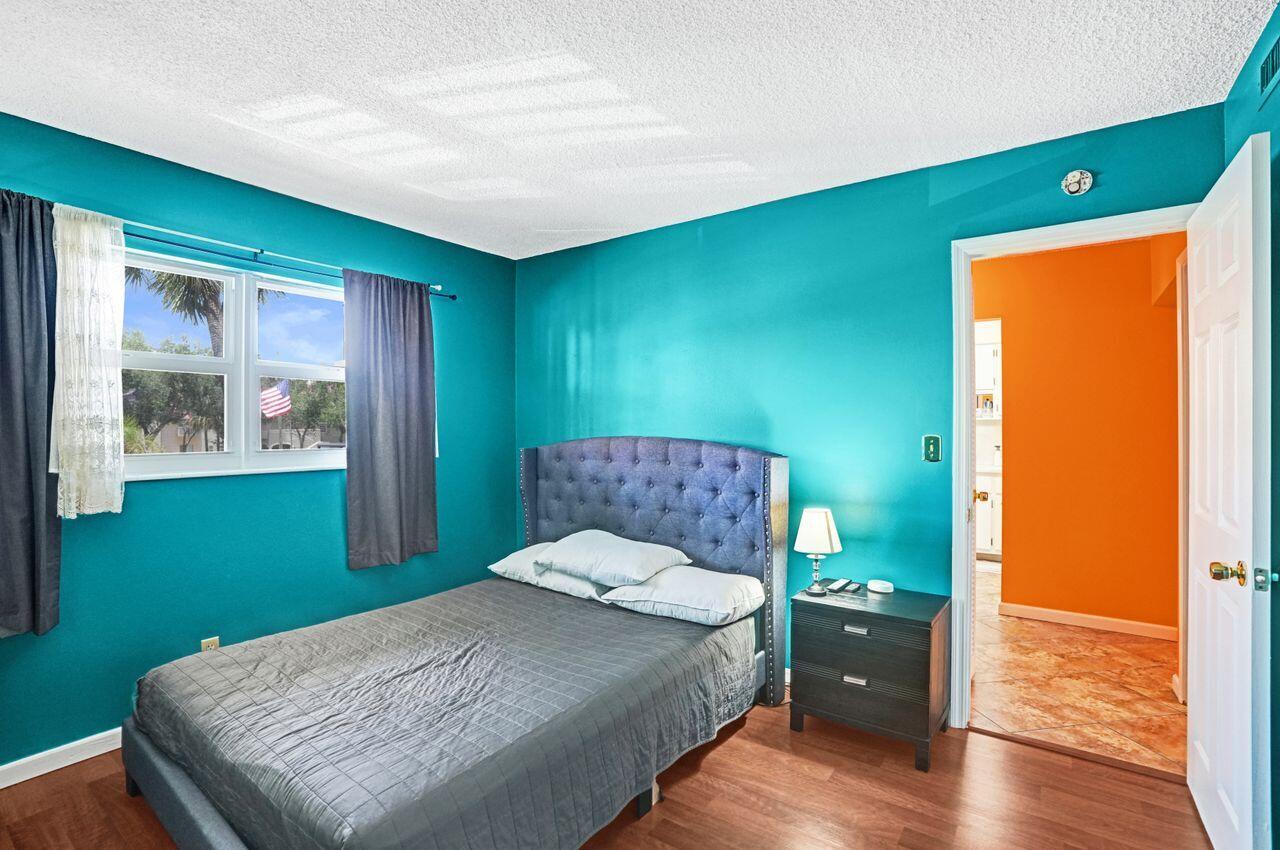 GARDEN-AIRE VILLAGE SOUTH CONDO - Residential
