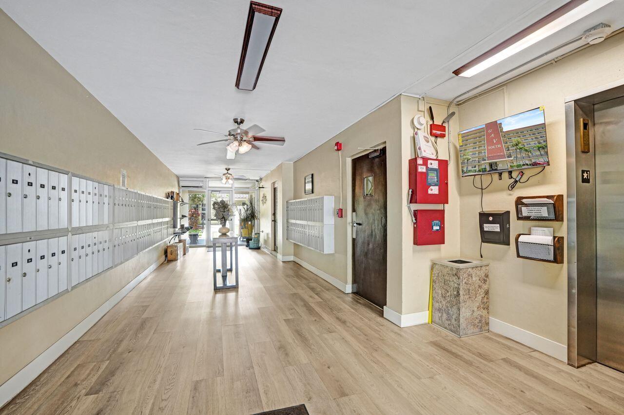 GARDEN-AIRE VILLAGE SOUTH CONDO - Residential