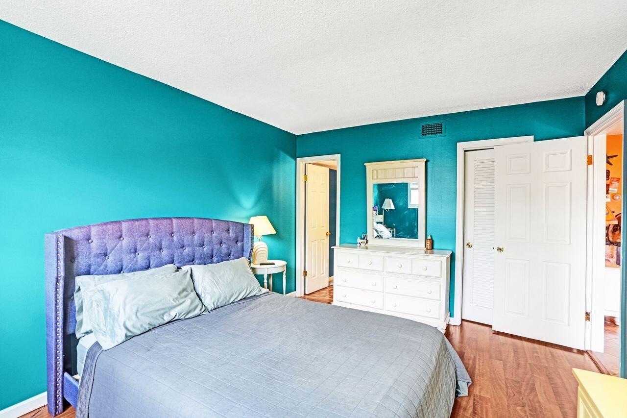 GARDEN-AIRE VILLAGE SOUTH CONDO - Residential