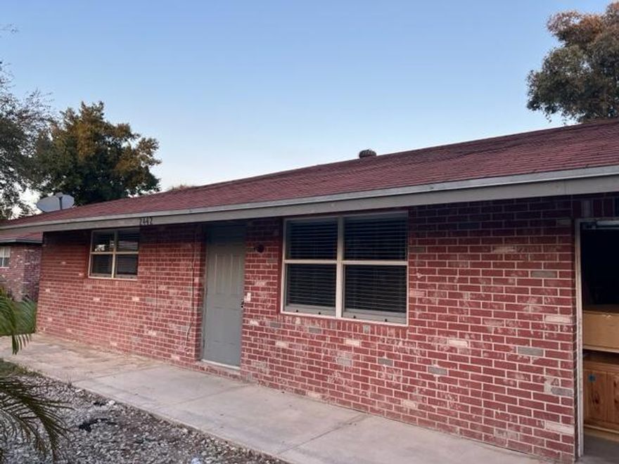 Another Great home professionally managed with first class service, every tenant has online access to their account and maintenance requests. No worries about the home becoming foreclosed, unpack and stay for years - great Yard- No HOA great if you have a work truck. Tenants responsible for all utilities