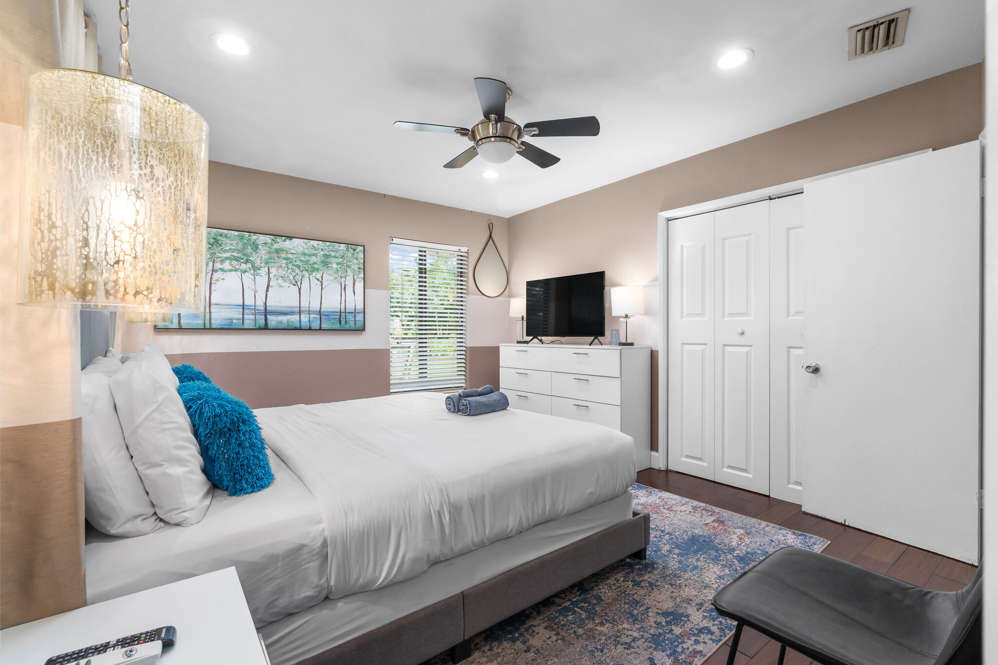 MIDDLE RIVER ESTATES - Residential