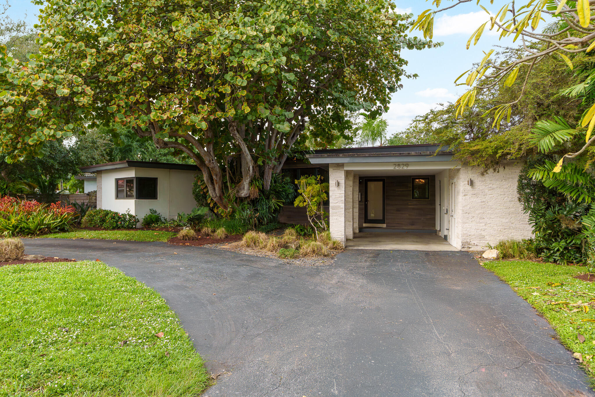 MIDDLE RIVER ESTATES - Residential