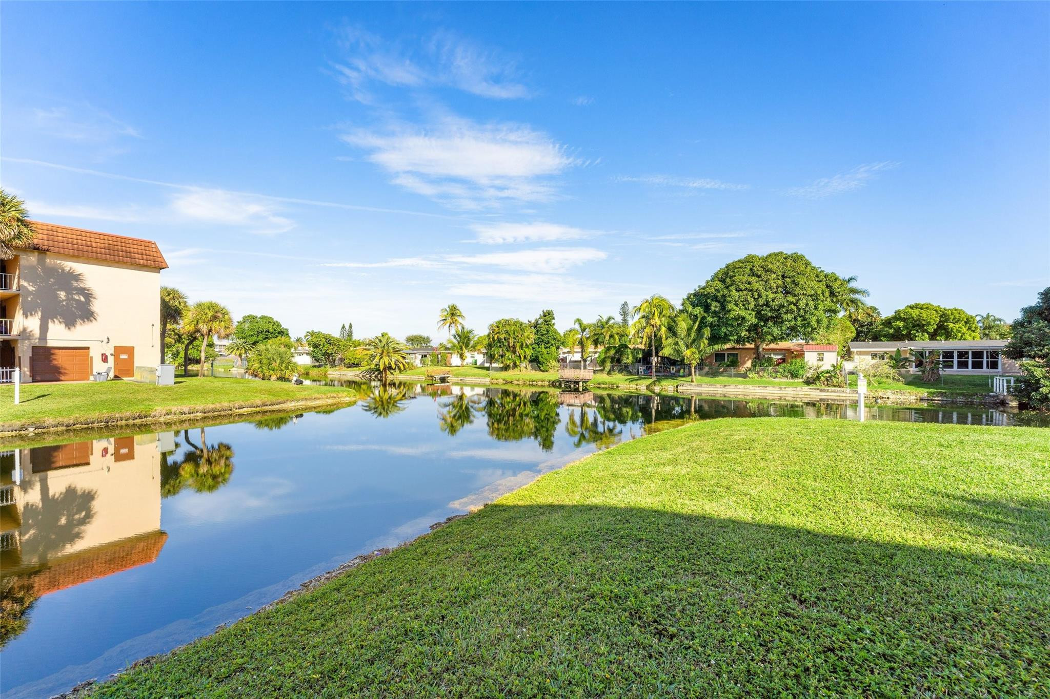 Sunrise lakes phase 3 - Residential