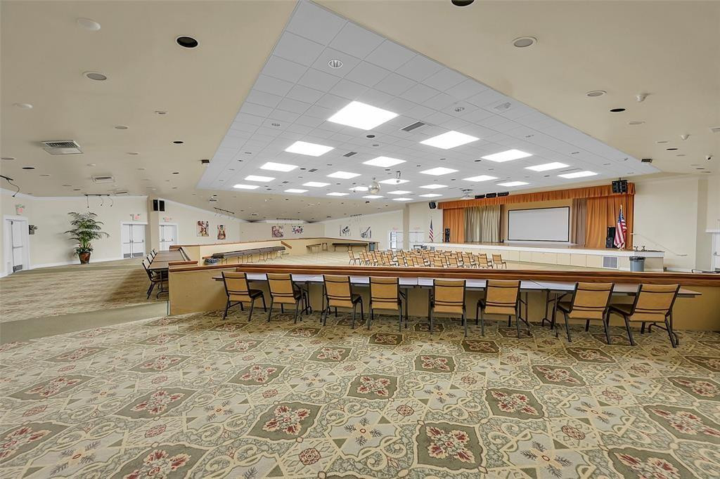 Sunrise lakes phase 3 - Residential