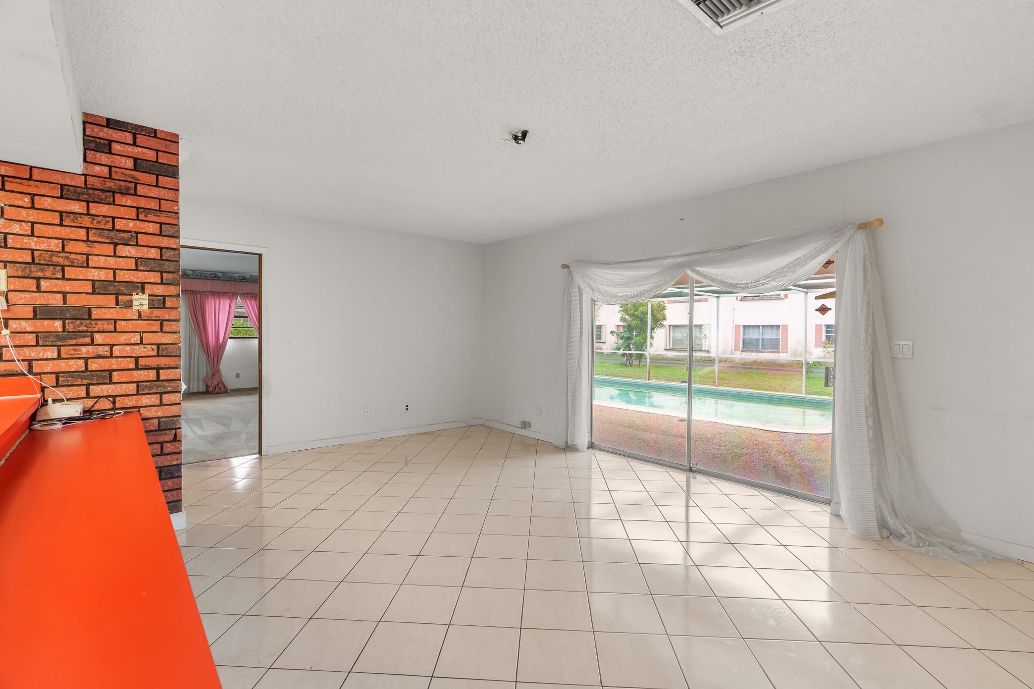 Coral Springs Country Club - Residential