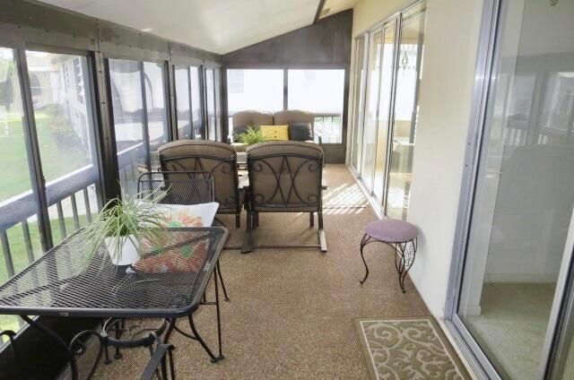 PALM GREENS AT VILLA DEL RAY CONDO - Residential