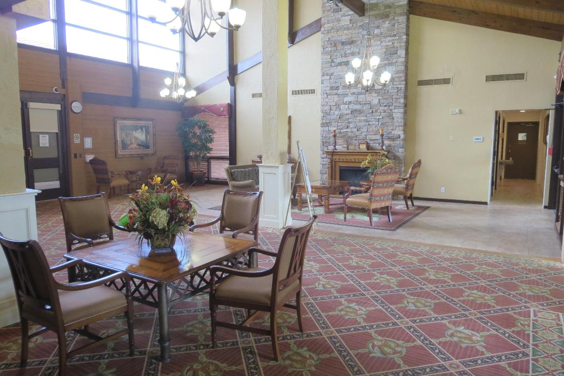 PALM GREENS AT VILLA DEL RAY CONDO - Residential