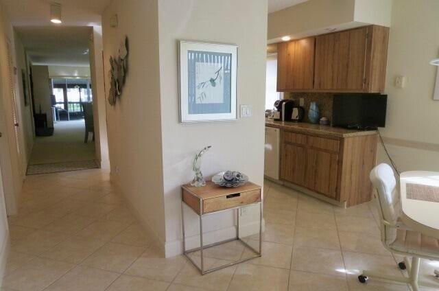 PALM GREENS AT VILLA DEL RAY CONDO - Residential