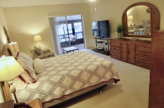 PALM GREENS AT VILLA DEL RAY CONDO - Residential