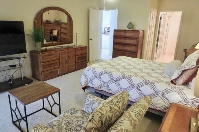 PALM GREENS AT VILLA DEL RAY CONDO - Residential