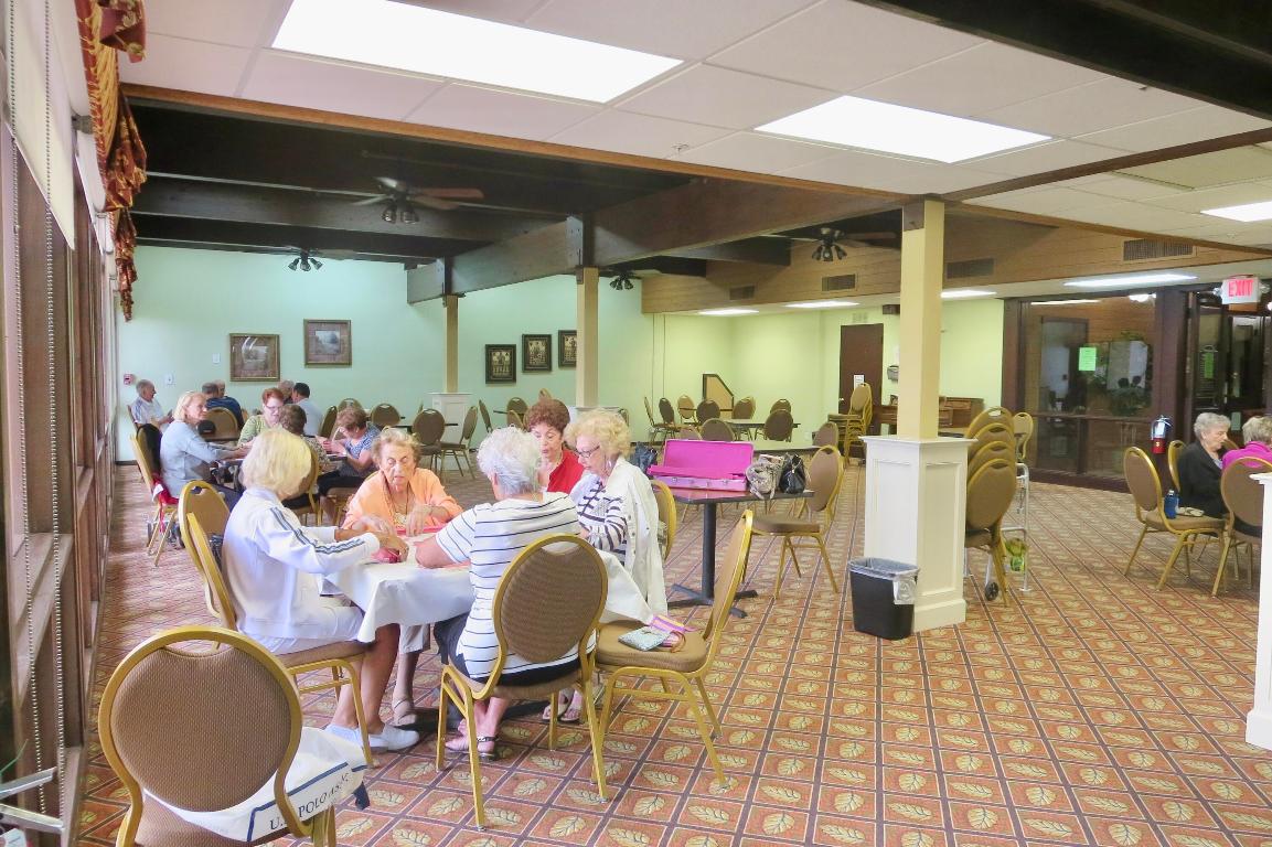 PALM GREENS AT VILLA DEL RAY CONDO - Residential