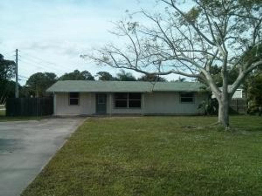 HUD case # 095-025019. HUD owned home sold as-is. This Wonderful Quaint Home offers two bedrooms and one bath. Kitchen has real wood cabinets and newer appliances. Home has a large back porch, perfect for enjoying the outdoor Florida Weather. Equal Housing Opportunity.