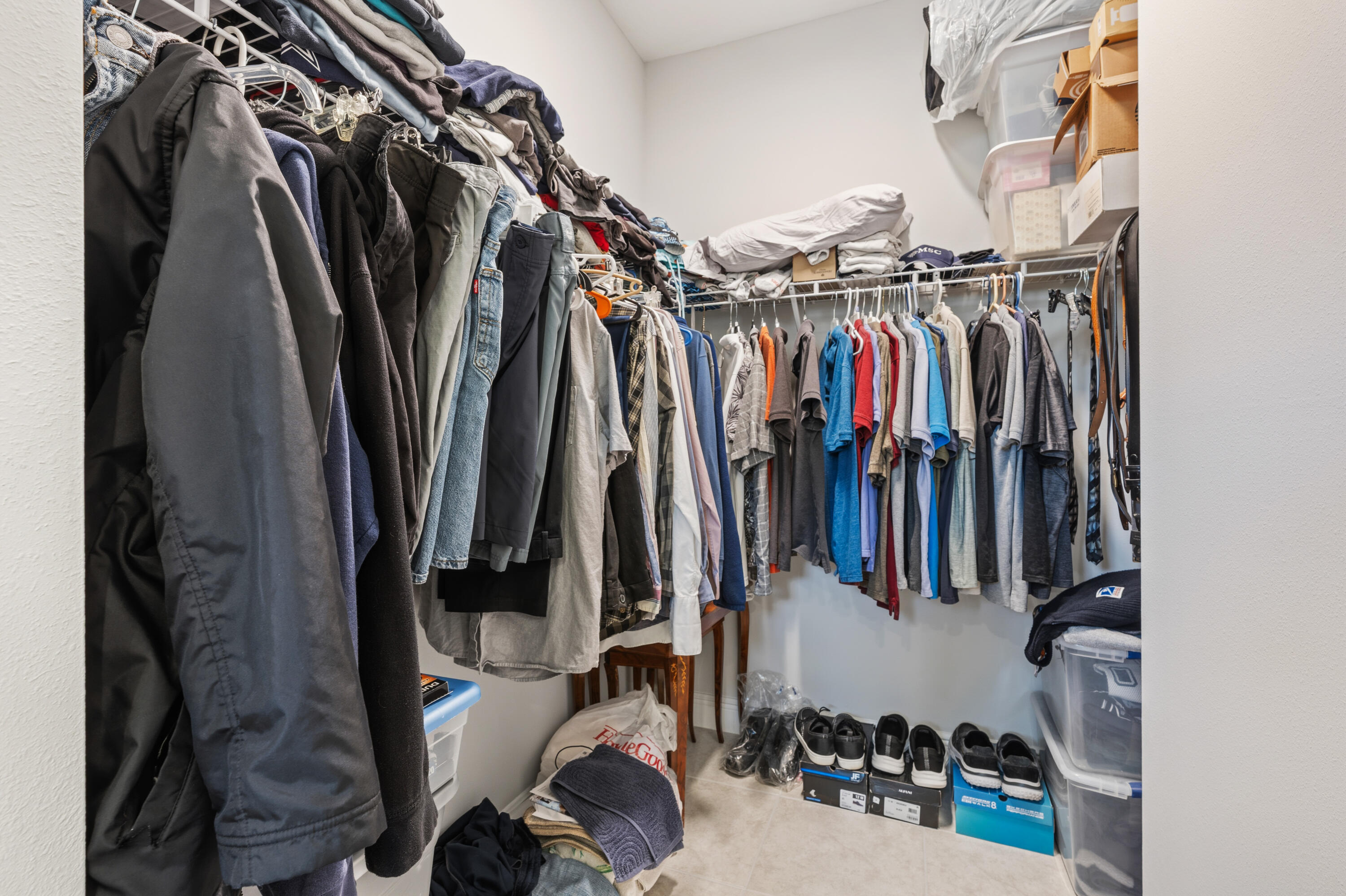 CRYSTAL FALLS OF VERO - Residential