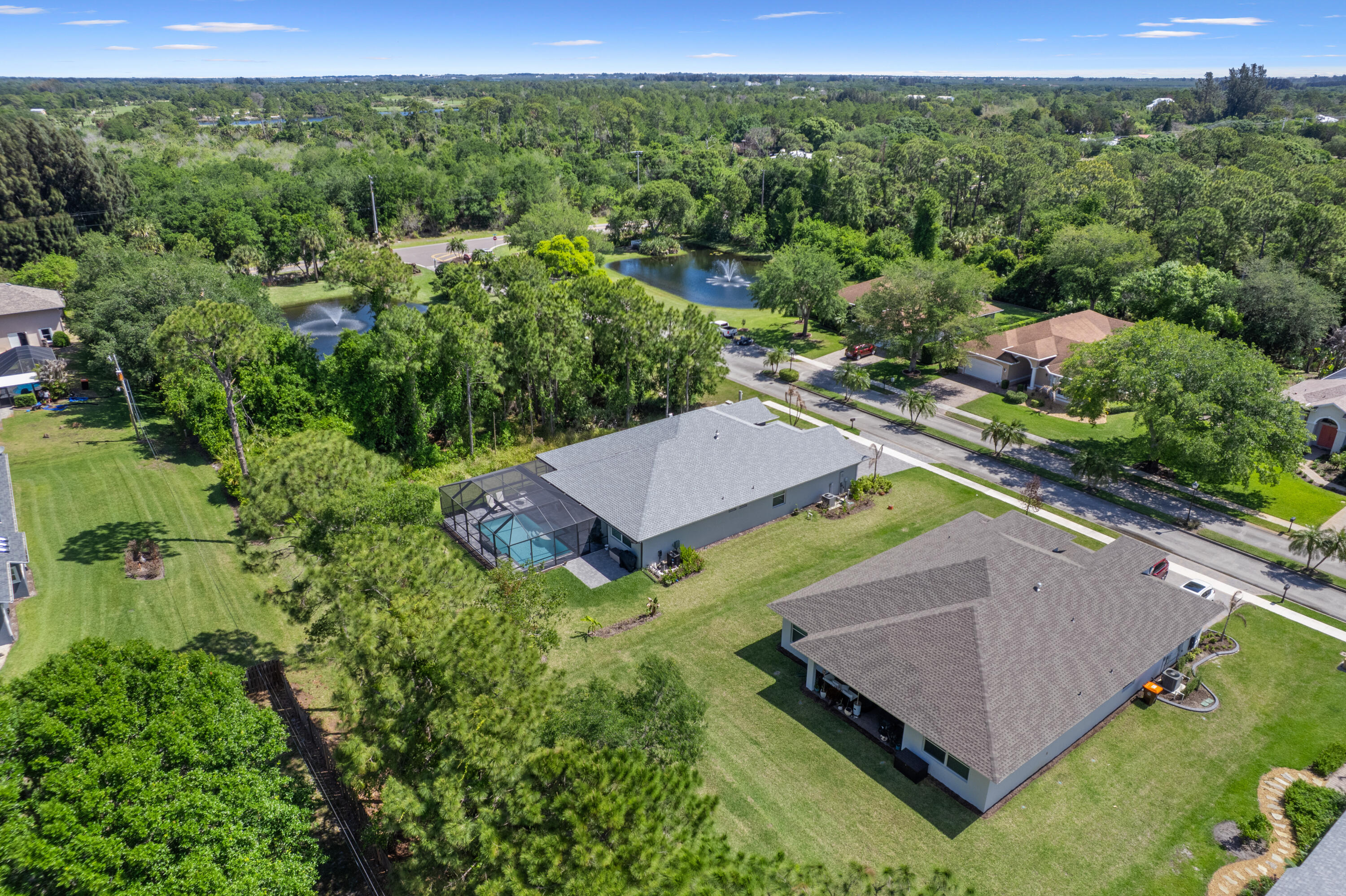 CRYSTAL FALLS OF VERO - Residential