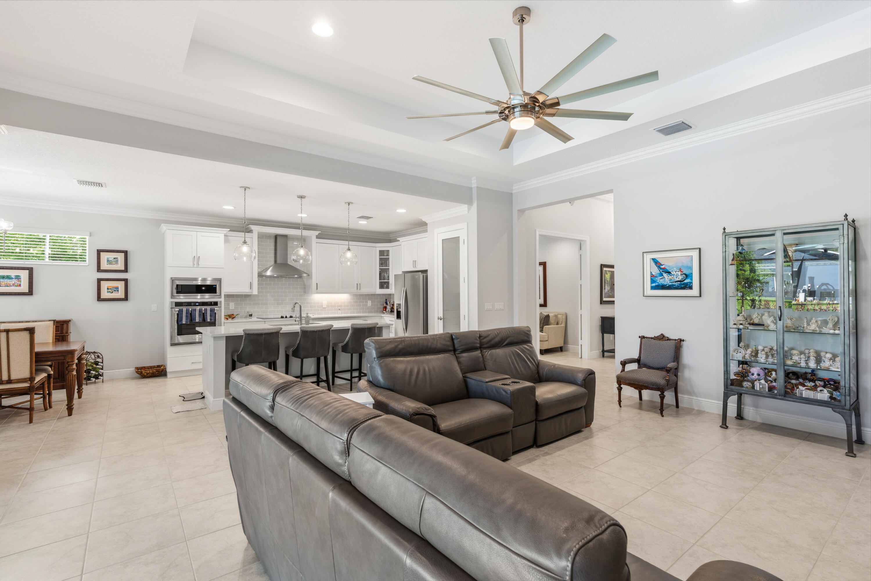 CRYSTAL FALLS OF VERO - Residential