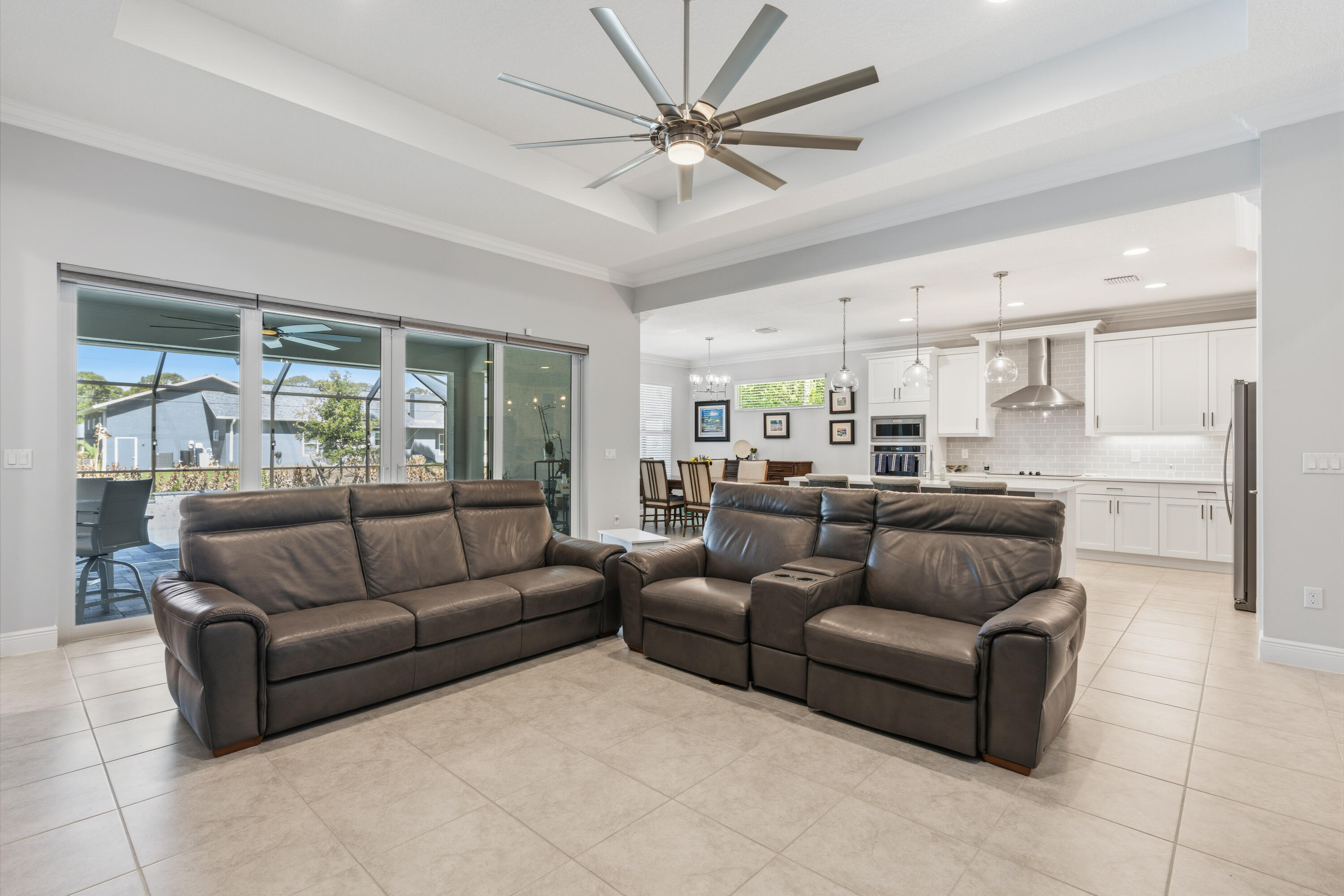 CRYSTAL FALLS OF VERO - Residential