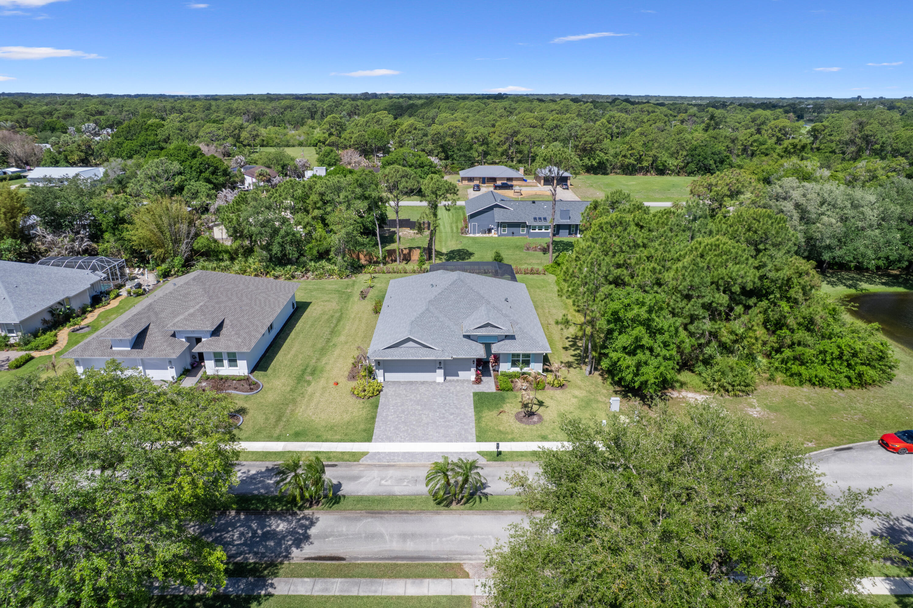 CRYSTAL FALLS OF VERO - Residential