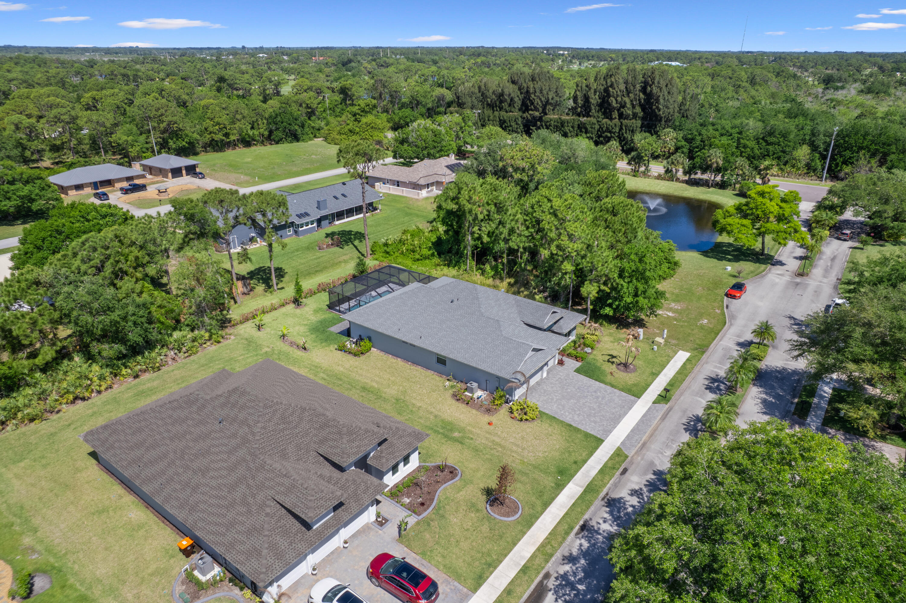 CRYSTAL FALLS OF VERO - Residential