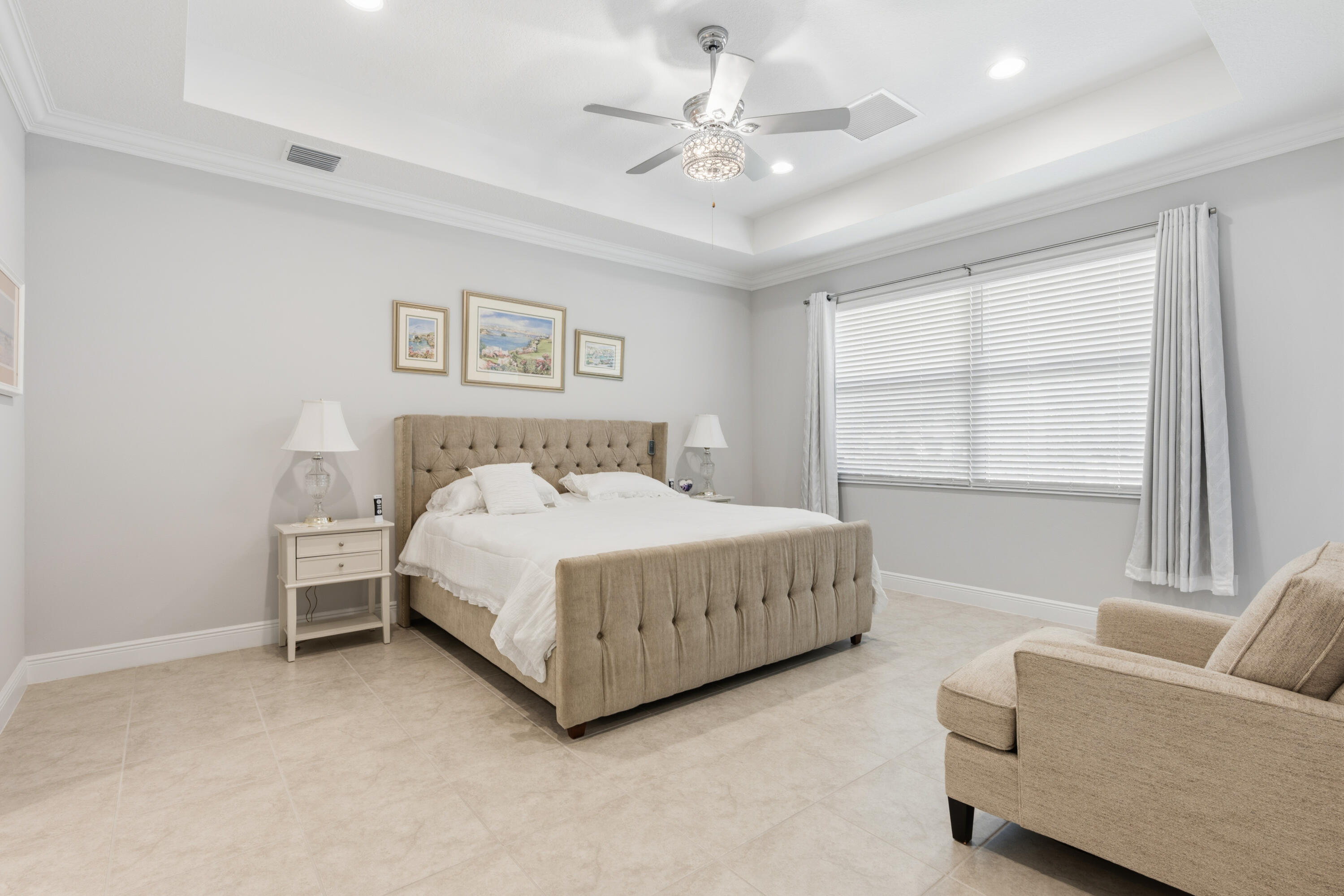 CRYSTAL FALLS OF VERO - Residential