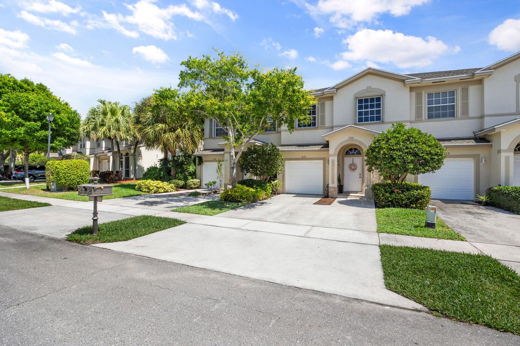 Photo of 230 Birch Street, Boynton Beach, FL 33426 (MLS # R10970831)