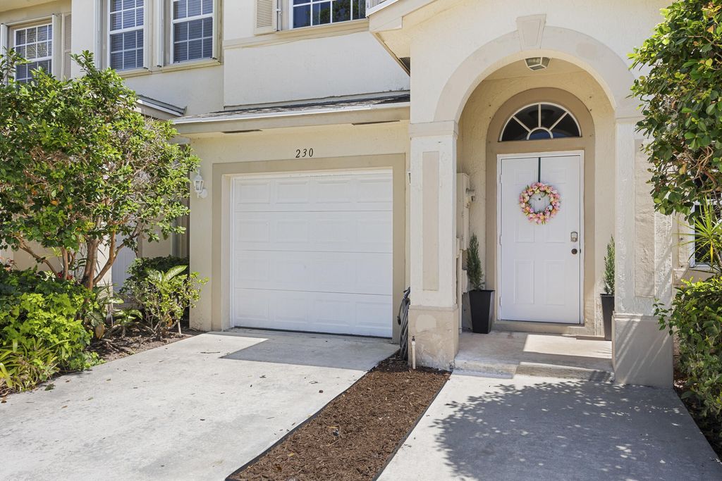Photo of 230 Birch Street, Boynton Beach, FL 33426 (MLS # R10970831)