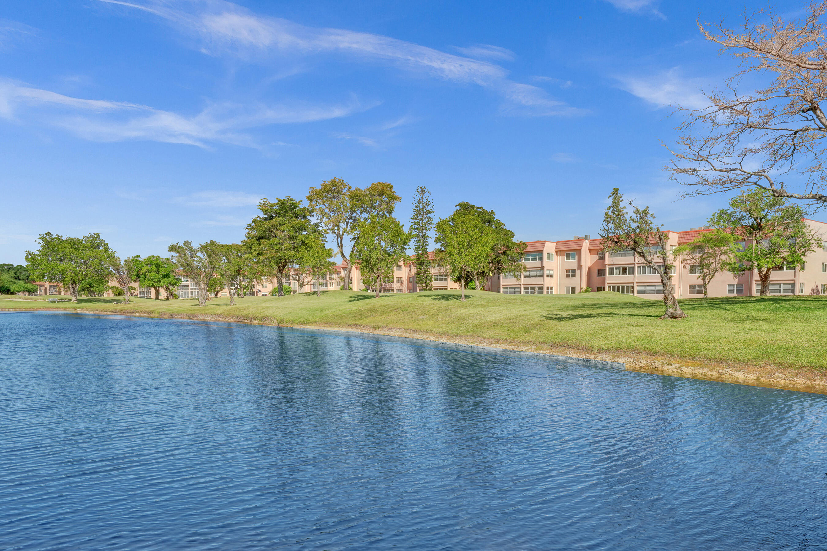 SUNRISE LAKES 122 CONDO - Residential