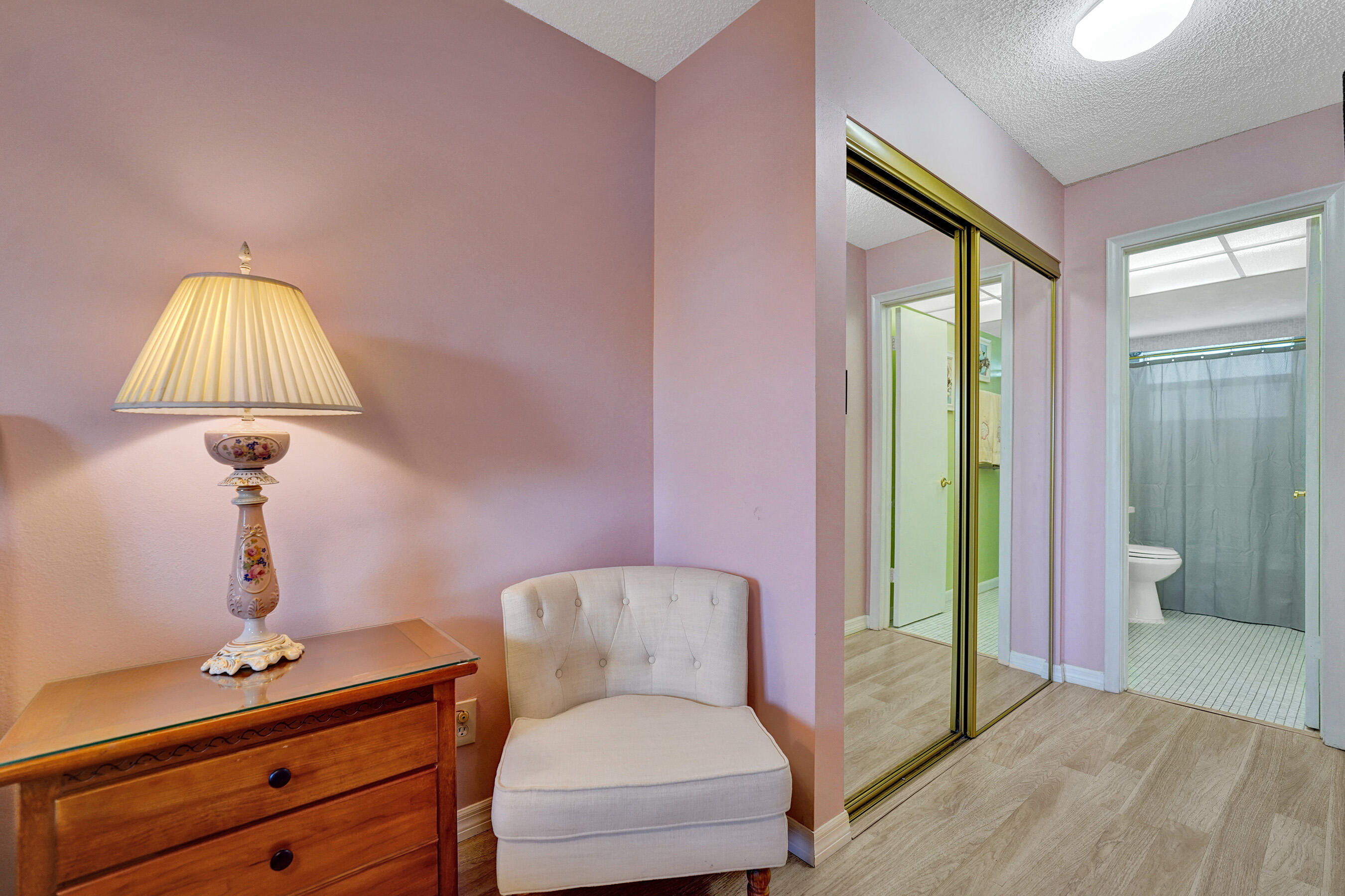 SUNRISE LAKES 122 CONDO - Residential