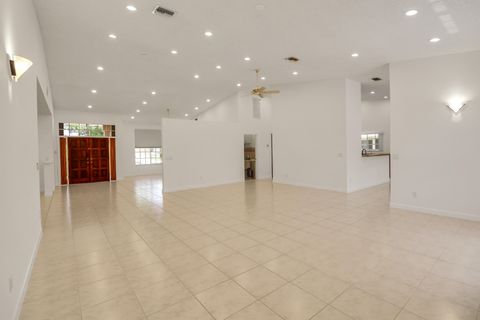 Tiny photo for 551 NW 108TH Avenue, Plantation, FL 33324 (MLS # B26052010)