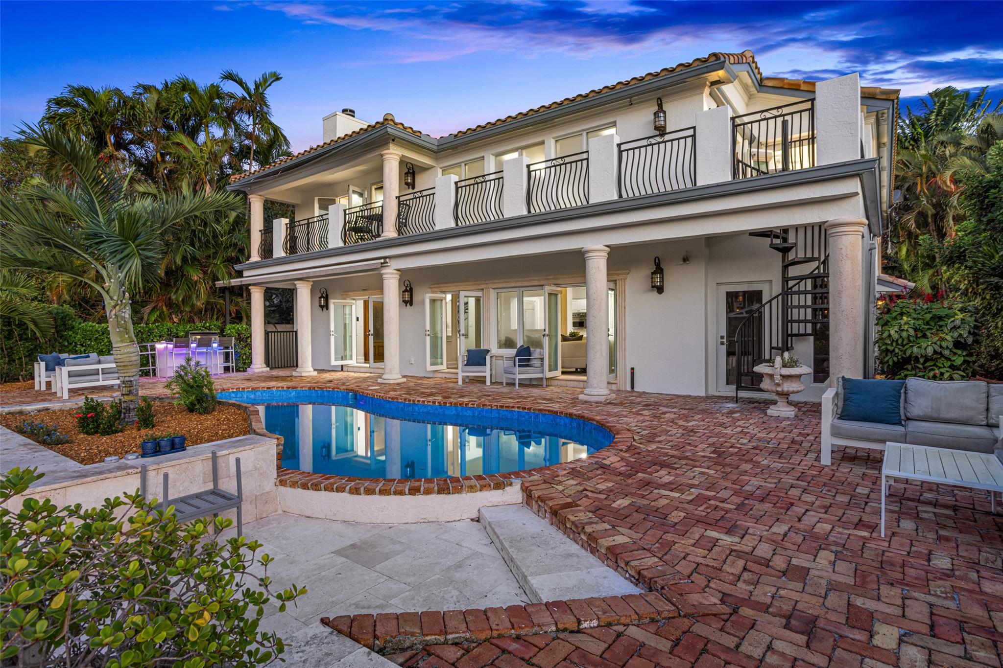 Gould Island 15-62 B - Residential