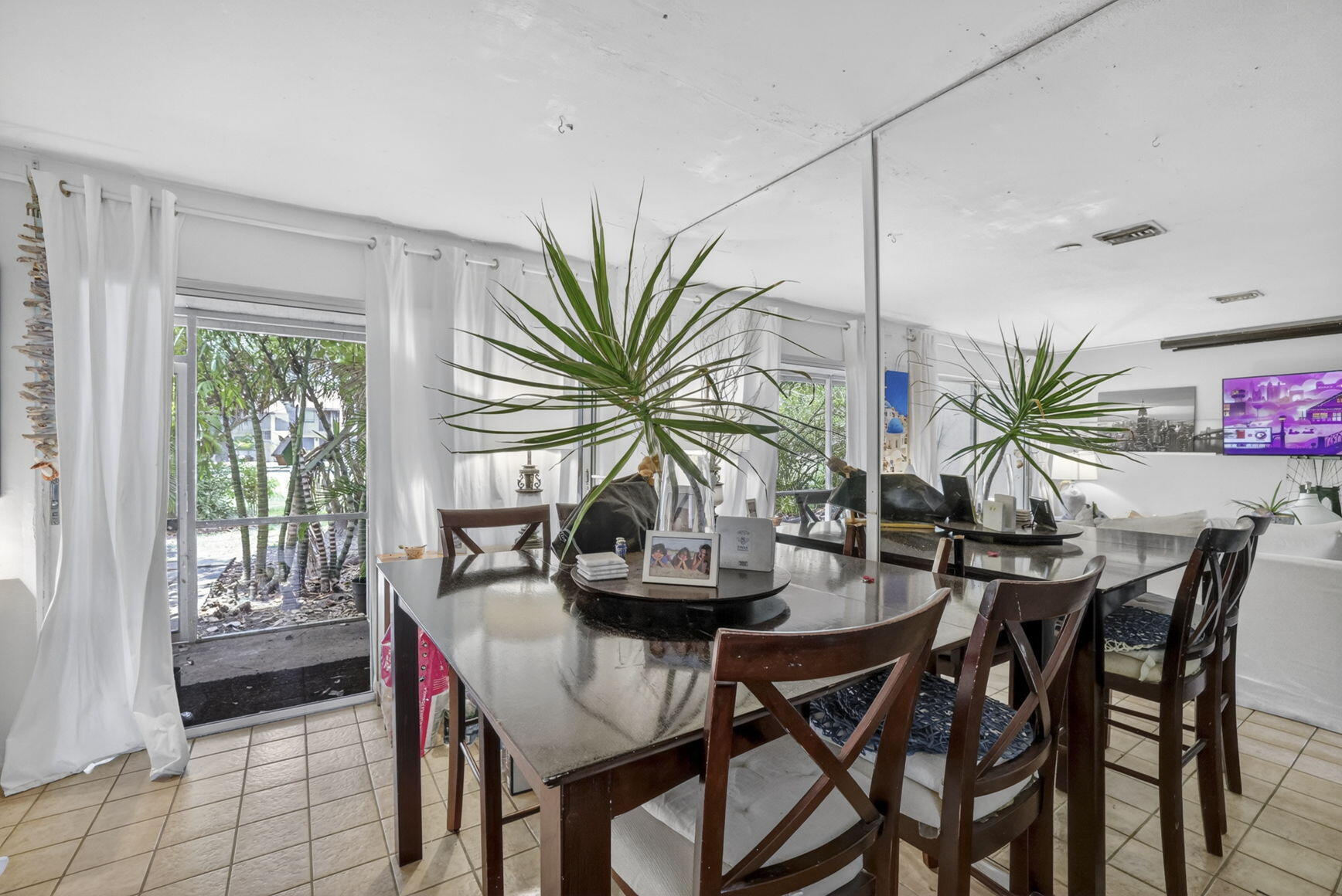 WOODLAKE SHORES - Residential