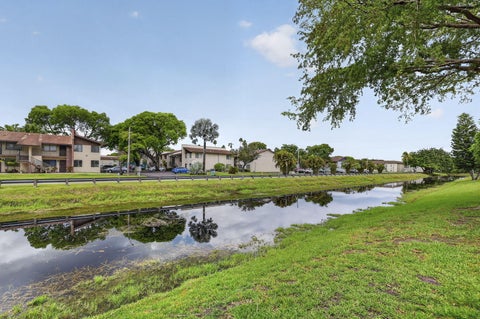 Tiny photo for 153 W Hemingway Circle W, Margate, FL 33063 (MLS # B26023484)