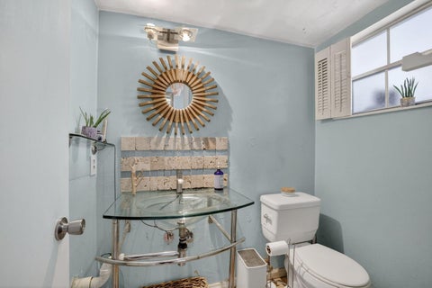 Tiny photo for 153 W Hemingway Circle W, Margate, FL 33063 (MLS # B26023484)