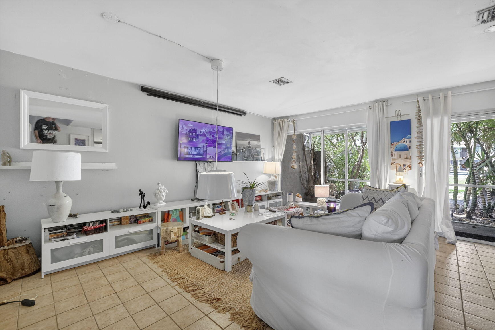 WOODLAKE SHORES - Residential