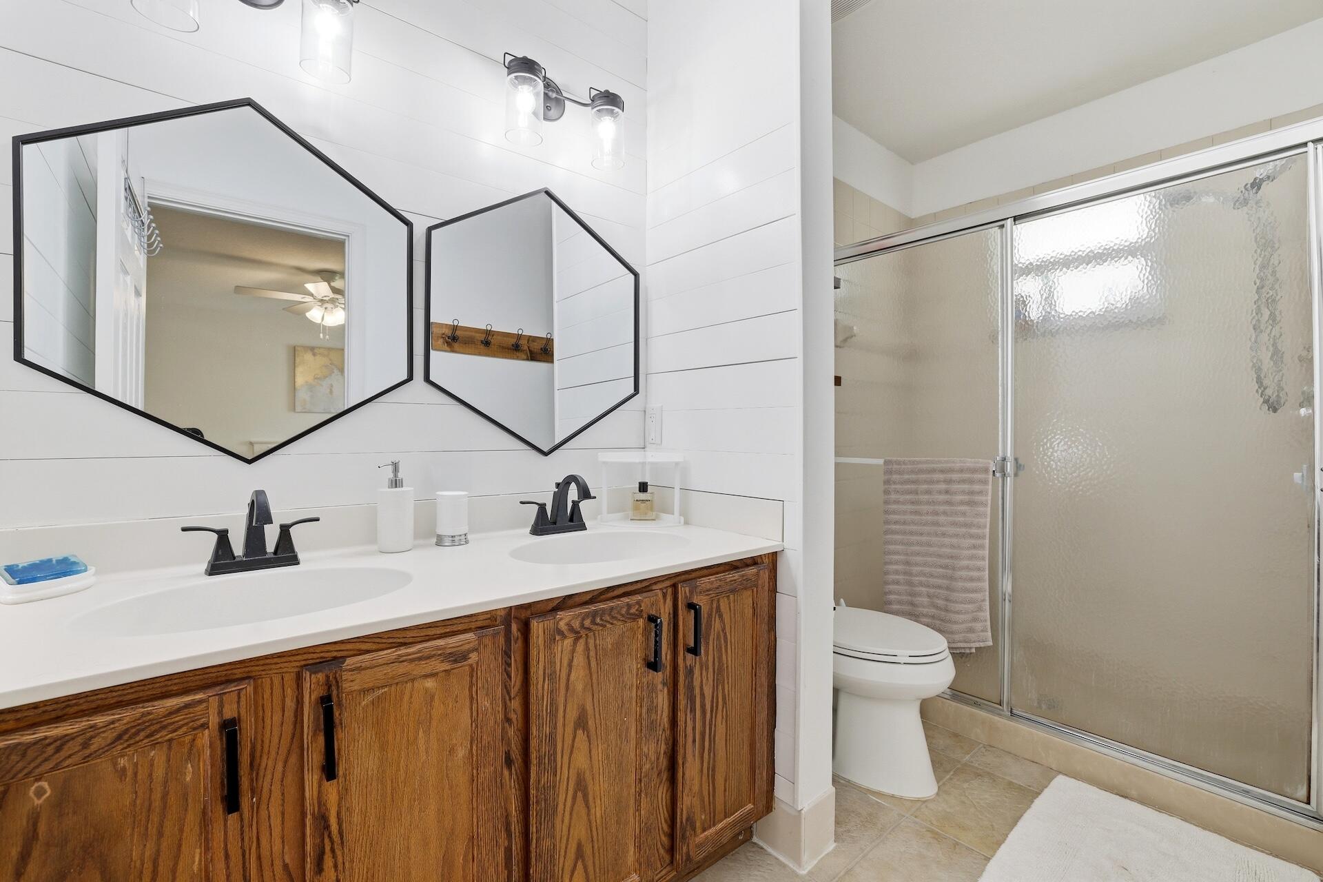 GEORGIAN COURTS - Residential